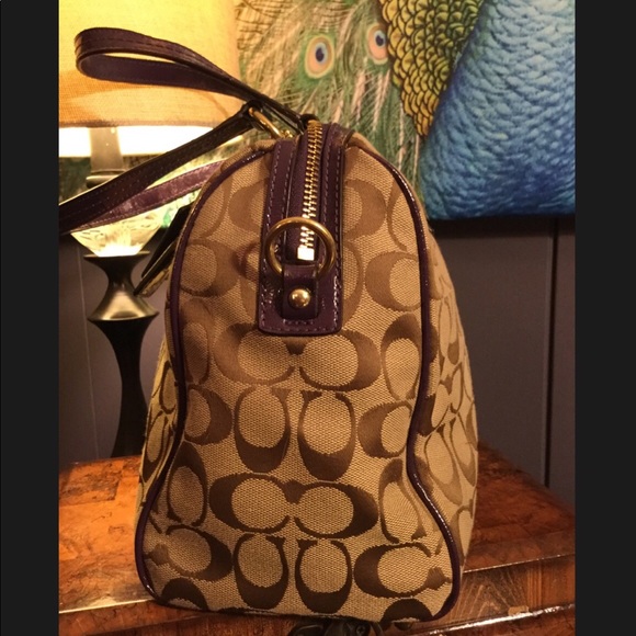 Coach - Picture 3 of 7